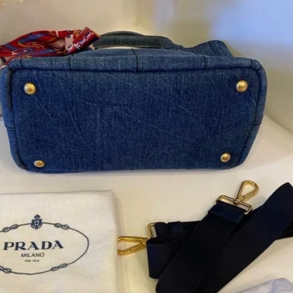 Prada bag - Picture 4 of 9